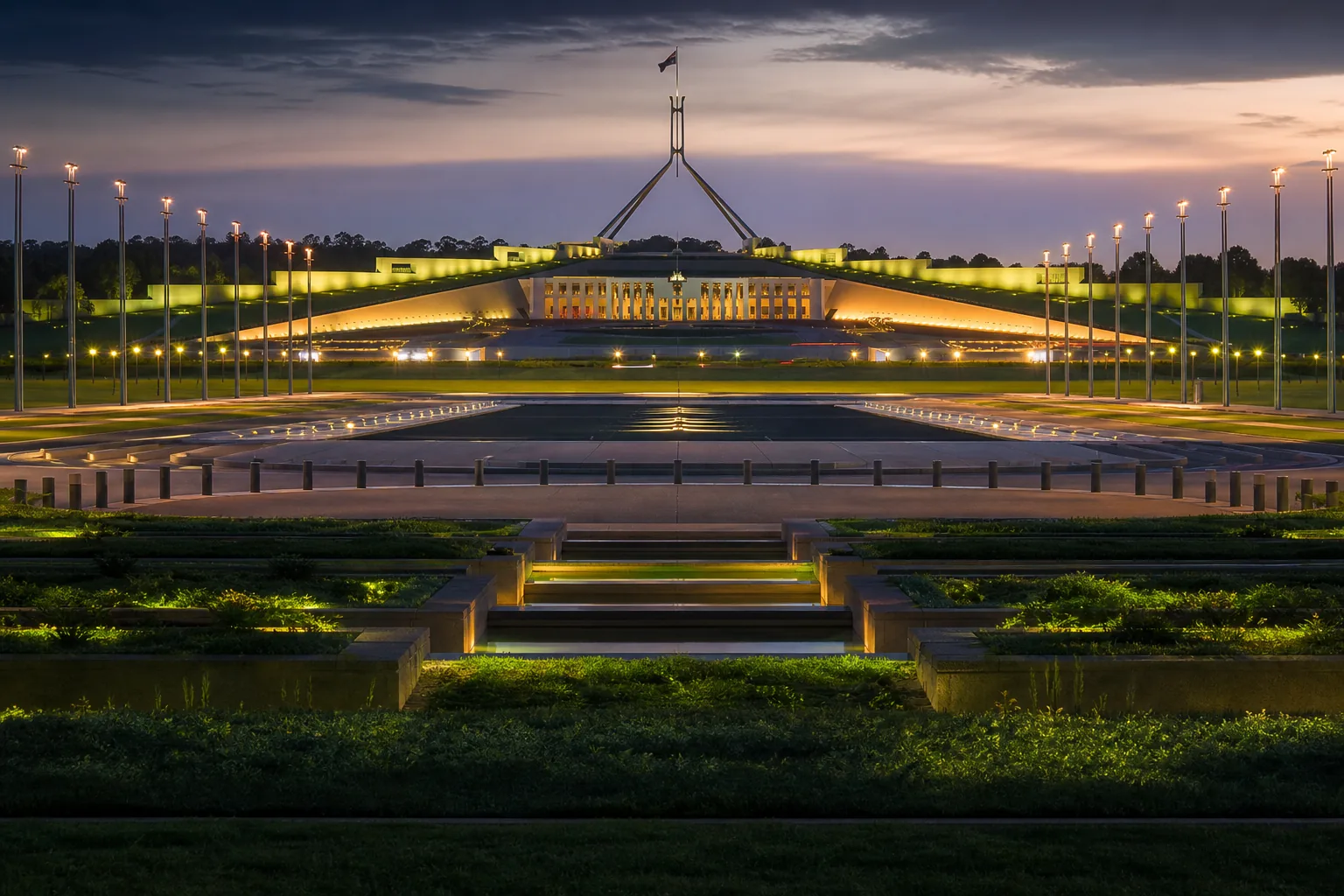 Editorial city guide graphic for Rooli Casino readers in Canberra, ACT
